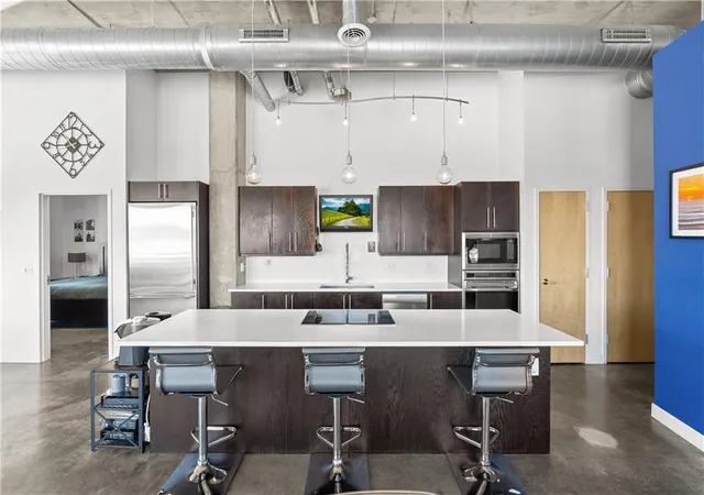 Photo 3 of Condo for sale at 4141 Pennsylvania Ave #507, Kansas City, MO 64111 | MLS# 2640580 | Listing updated on 2026-09-15