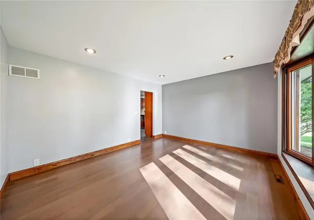Photo 2 of Single family home for sale at 24540 Mission Belleview St, Louisburg, KS 66053 | MLS# 2640585 | Listing updated on 2026-10-09