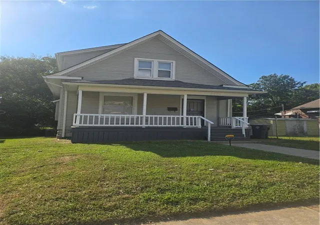 Photo 2 of Single family home for sale at 2522 Norton Ave, Kansas City, MO 64127 | MLS# 2640595 | Listing updated on 2026-09-05