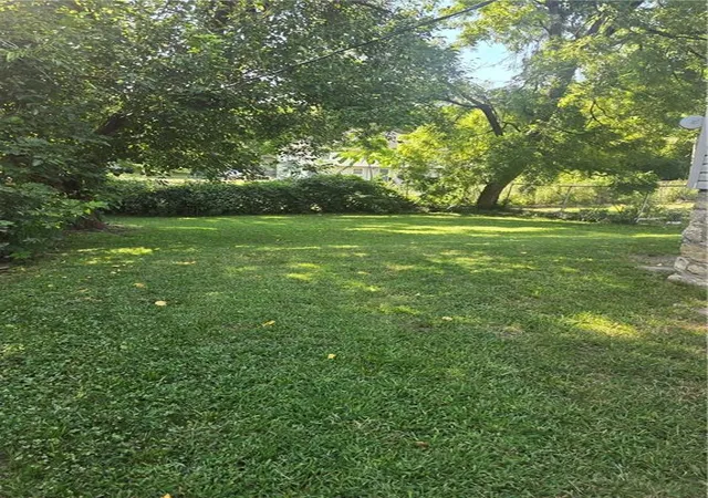 Photo 4 of Single family home for sale at 2522 Norton Ave, Kansas City, MO 64127 | MLS# 2640595 | Listing updated on 2026-09-05