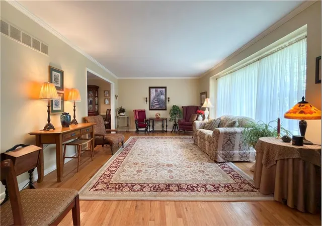 Photo 3 of Single family home for sale at 9220 Dearborn St, Overland Park, KS 66207 | MLS# 2640596 | Listing updated on 2026-10-01