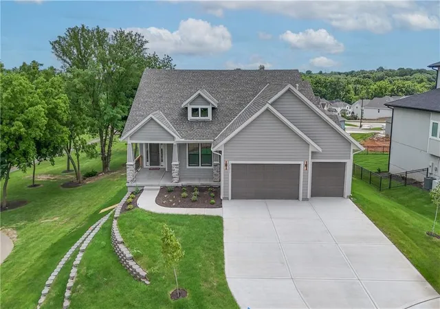 Photo 1 of Single family home for sale at 5906 Mccormick Dr, Shawnee, KS 66226 | MLS# 2640598 | Listing updated on 2026-09-05