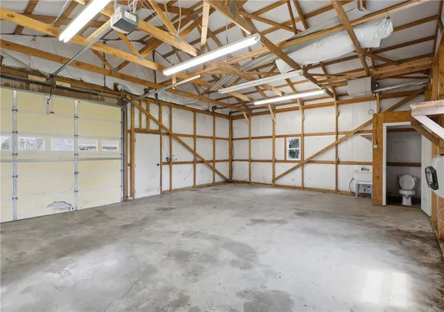 Photo 4 of Single family home for sale at 612 E 4th Street, Stover, MO 65078 | MLS# 2640602 | Listing updated on 2026-09-05