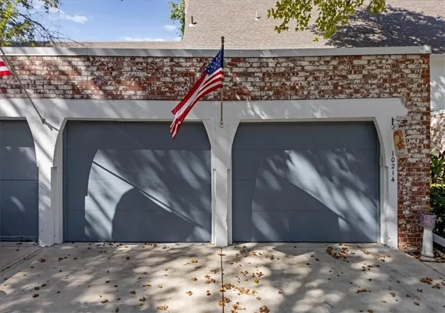 Photo 3 of Condo for sale at 10214 Conser St, Overland Park, KS 66212 | MLS# 2640632 | Listing updated on 2026-09-18
