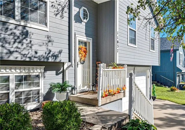 Photo 3 of Single family home for sale at 11037 N Lewis Ave, Kansas City, MO 64157 | MLS# 2640633 | Listing updated on 2026-10-09