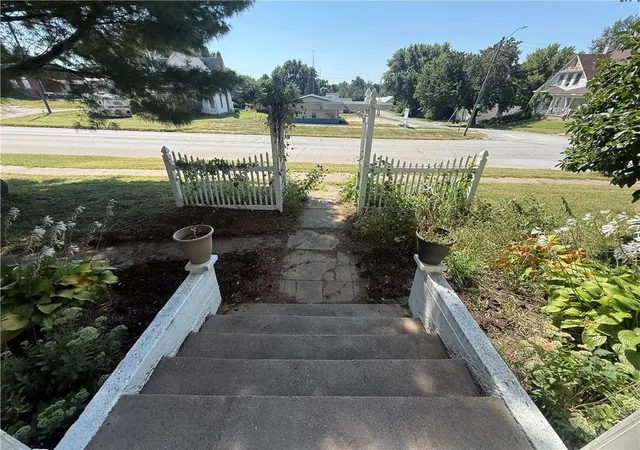 Photo 3 of Sale Pending at 209 W Nodaway St, Oregon, MO 64473 | MLS# 2640635 | Listing updated on 2026-10-02