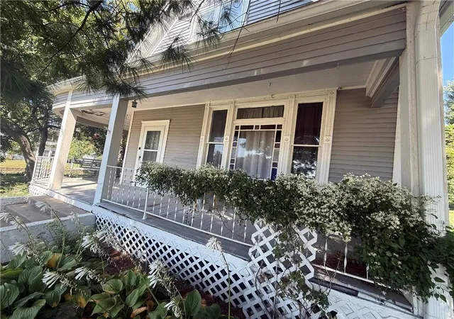 Photo 3 of Sale Pending at 209 W Nodaway St, Oregon, MO 64473 | MLS# 2640635 | Listing updated on 2026-10-02