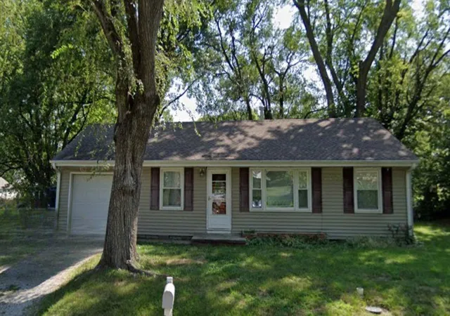 Photo 1 of Single family home for sale at 201 N Institute St, Richmond, MO 64085 | MLS# 2640636 | Listing updated on 2026-09-08