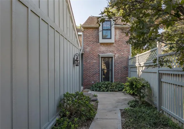 Photo 1 of Townhouse for sale at 4317 W 112th Street, Leawood, KS 66211 | MLS# 2640645 | Listing updated on 2026-10-08
