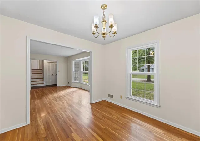 Photo 4 of Single family home for sale at 512 E 117th Terrace, Kansas City, MO 64131 | MLS# 2640651 | Listing updated on 2026-09-19