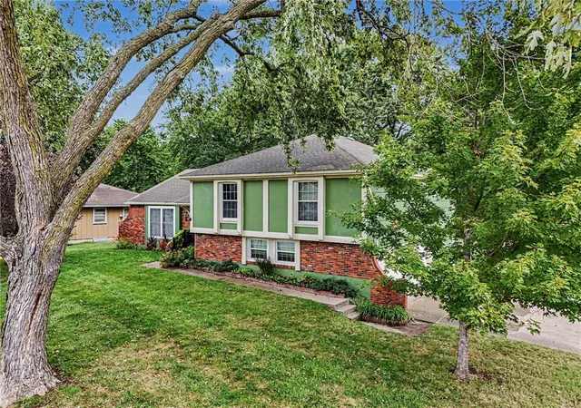 Photo 1 of Single family home for sale at 1613 Todd St, Platte City, MO 64079 | MLS# 2640652 | Listing updated on 2026-09-23