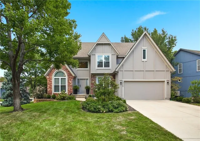 Photo 2 of Single family home for sale at 18640 W 116th Street, Olathe, KS 66061 | MLS# 2640659 | Listing updated on 2026-10-13