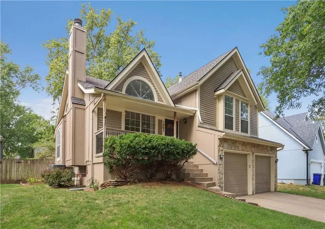 Photo 1 of Single family home for sale at 1201 N Sunset Dr, Olathe, KS 66061 | MLS# 2640669 | Listing updated on 2026-10-02