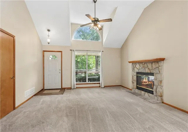 Photo 4 of Single family home for sale at 1201 N Sunset Dr, Olathe, KS 66061 | MLS# 2640669 | Listing updated on 2026-10-02