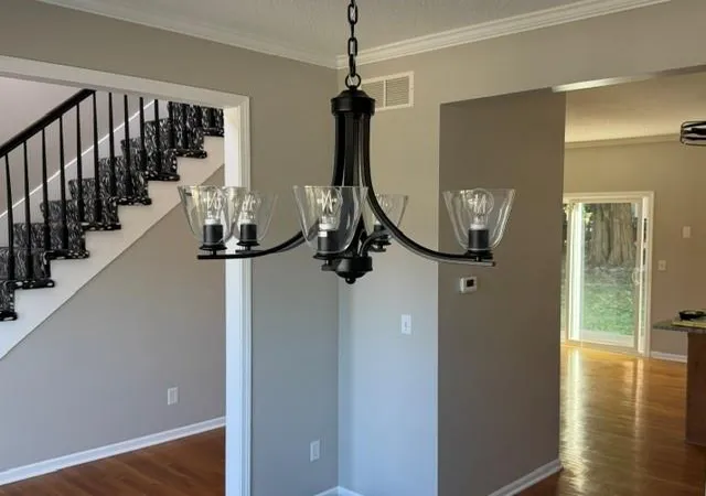 Photo 3 of Single family home for sale at 421 Stacey Dr, Lee's Summit, MO 64082 | MLS# 2640671 | Listing updated on 2026-09-05