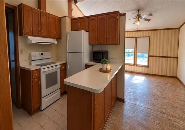Photo 2 of Single family home for sale at 100 S Dittman St, Frontenac, KS 66763 | MLS# 2640678 | Listing updated on 2026-10-05