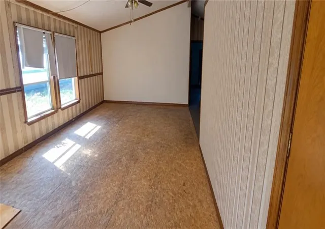 Photo 4 of Single family home for sale at 100 S Dittman St, Frontenac, KS 66763 | MLS# 2640678 | Listing updated on 2026-10-05