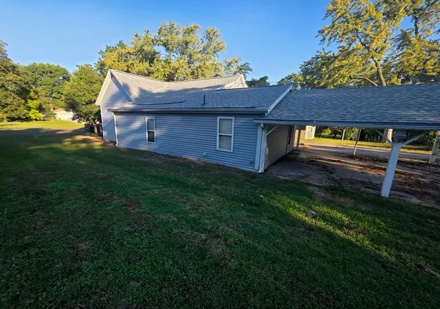 Photo 4 of Single family home for sale at 406 S 3rd Street, Odessa, MO 64076 | MLS# 2640684 | Listing updated on 2026-10-07