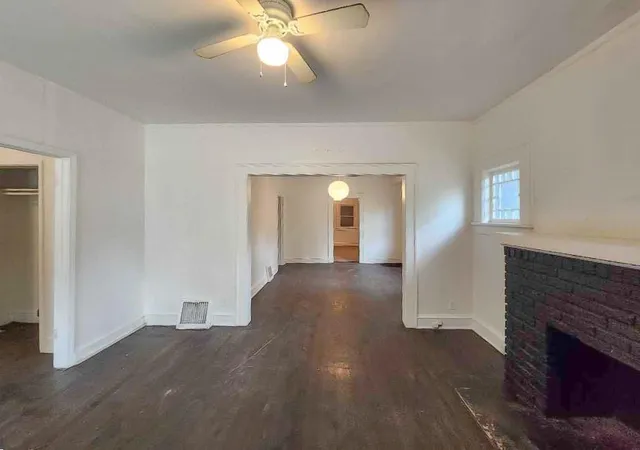 Photo 4 of Single family home for sale at 5508 Garfield Ave, Kansas City, MO 64130 | MLS# 2640700 | Listing updated on 2026-10-13