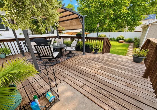 Photo 3 of Single family home for sale at 403 Dal Whi Mo Ct, Sedalia, MO 65301 | MLS# 2640704 | Listing updated on 2026-09-23