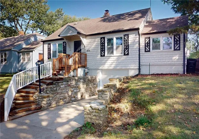 Photo 1 of Single family home for sale at 1204 Olive St, Leavenworth, KS 66048 | MLS# 2640709 | Listing updated on 2026-09-05