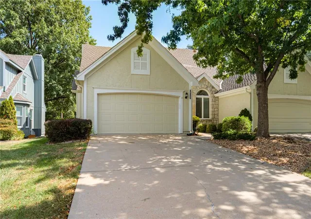 Photo 2 of Multi family home for sale at 12107 Slater St, Overland Park, KS 66213 | MLS# 2640719 | Listing updated on 2026-09-21