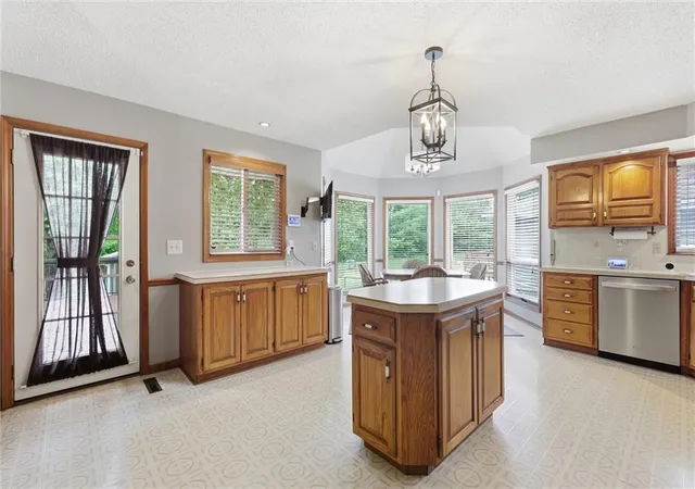 Photo 3 of Single family home for sale at 7903 E 170th Street, Belton, MO 64012 | MLS# 2640726 | Listing updated on 2026-10-05