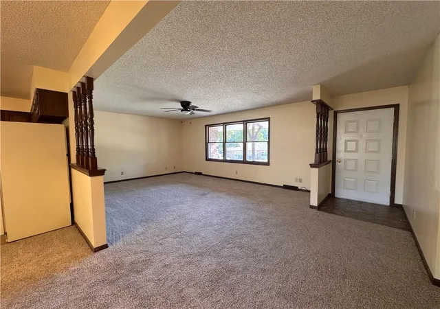 Photo 1 of Single family home for sale at 402 S Delaware St, Archie, MO 64725 | MLS# 2640731 | Listing updated on 2026-09-26