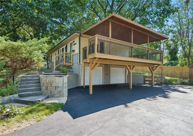 Photo 2 of Single family home for sale at 10015 E 31st Street, Independence, MO 64052 | MLS# 2640738 | Listing updated on 2026-09-06