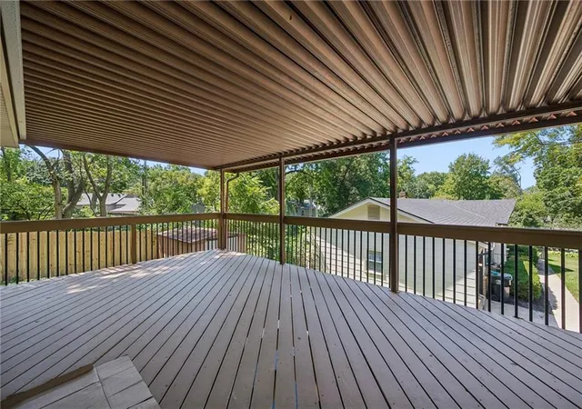 Photo 3 of Single family home for sale at 10015 E 31st Street, Independence, MO 64052 | MLS# 2640738 | Listing updated on 2026-09-06