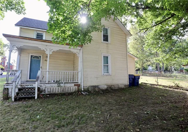 Photo 1 of Single family home for sale at 802 Locust St, Eudora, KS 66025 | MLS# 2640740 | Listing updated on 2026-09-25
