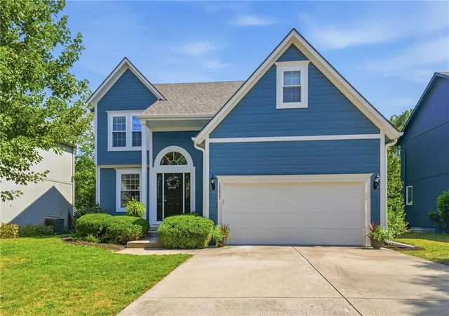 Photo 3 of Single family home for sale at 15421 S Alcan St, Olathe, KS 66062 | MLS# 2640764 | Listing updated on 2026-10-08