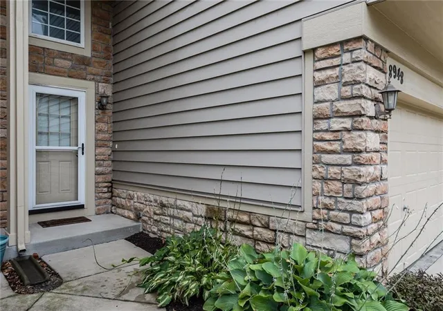 Photo 2 of Townhouse for sale at 8948 Inkster St, Lenexa, KS 66227 | MLS# 2640770 | Listing updated on 2026-09-17