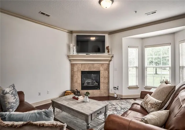 Photo 4 of Townhouse for sale at 8948 Inkster St, Lenexa, KS 66227 | MLS# 2640770 | Listing updated on 2026-09-17