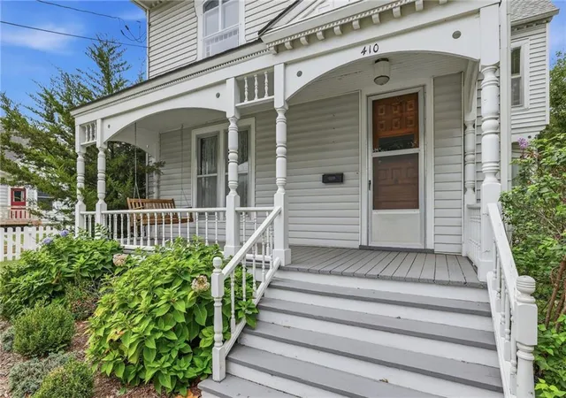 Photo 3 of Single family home for sale at 410 N Main St, Butler, MO 64730 | MLS# 2640775 | Listing updated on 2026-10-01