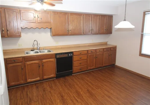 Photo 2 of Townhouse for sale at 128 S Ryans, Saint Joseph, MO 64506 | MLS# 2640785 | Listing updated on 2026-09-28