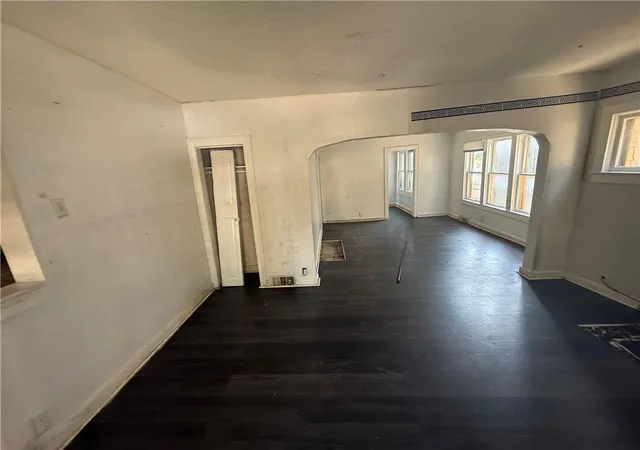 Photo 3 of Single family home for sale at 307 N Lawn Ave, Kansas City, MO 64123 | MLS# 2640788 | Listing updated on 2026-10-16