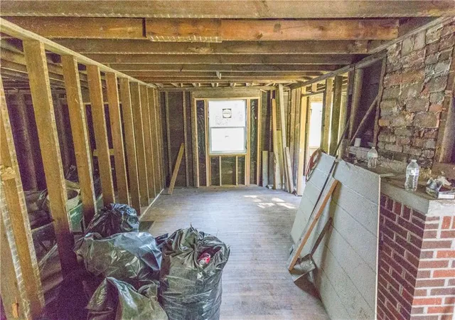 Photo 4 of Single family home for sale at 4415 August Ln, Kansas City, KS 66106 | MLS# 2640803 | Listing updated on 2026-09-07