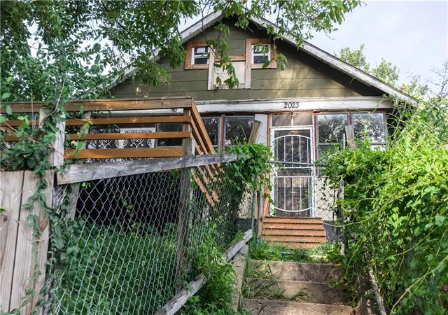 Photo 1 of Single family home for sale at 2023 Brighton Ave, Kansas City, MO 64127 | MLS# 2640807 | Listing updated on 2026-09-07