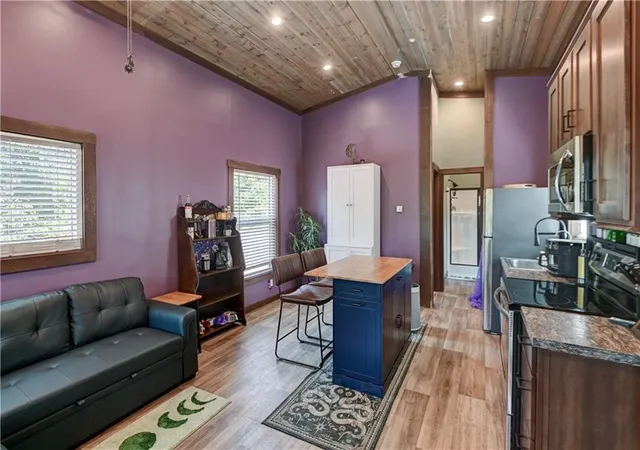 Photo 3 of Single family home for sale at 7425 SW 101st Road, Osceola, MO 64776 | MLS# 2640815 | Listing updated on 2026-09-20