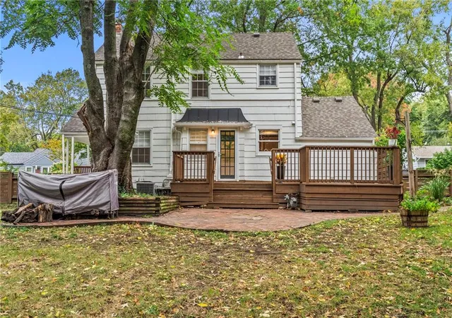 Photo 32 of Sale Pending at 5233 Nall Ave, Roeland Park, KS 66202 | MLS# 2640817 | Listing updated on 2026-10-18