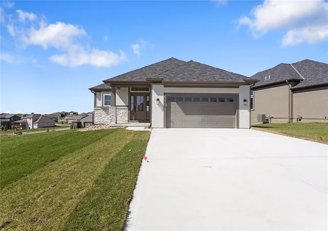 Photo 1 of Single family home for sale at 13614 Timothy Cir, Kearney, MO 64060 | MLS# 2640832 | Listing updated on 2026-10-08