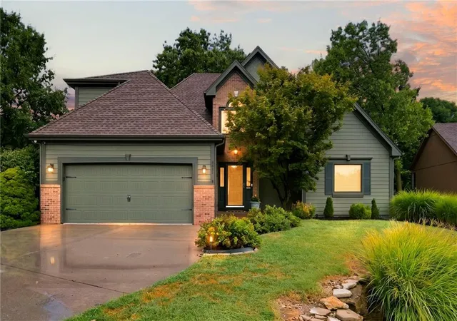 Photo 1 of Single family home for sale at 8625 N Dawn Ave, Kansas City, MO 64154 | MLS# 2640834 | Listing updated on 2026-09-26