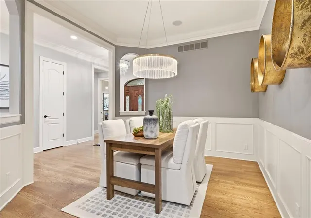 Photo 3 of Single family home for sale at 5404 W 124th Terrace, Leawood, KS 66209 | MLS# 2640853 | Listing updated on 2026-10-02