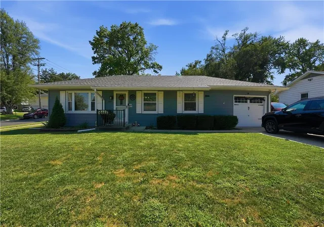 Photo 1 of Single family home for sale at 1703 Seneca St, Leavenworth, KS 66048 | MLS# 2640875 | Listing updated on 2026-09-23