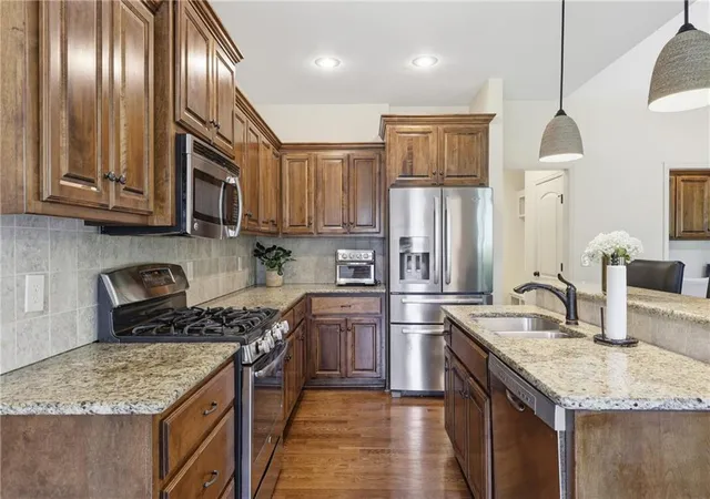 Photo 2 of Single family home for sale at 16872 W 164th Place, Olathe, KS 66062 | MLS# 2640881 | Listing updated on 2026-10-01