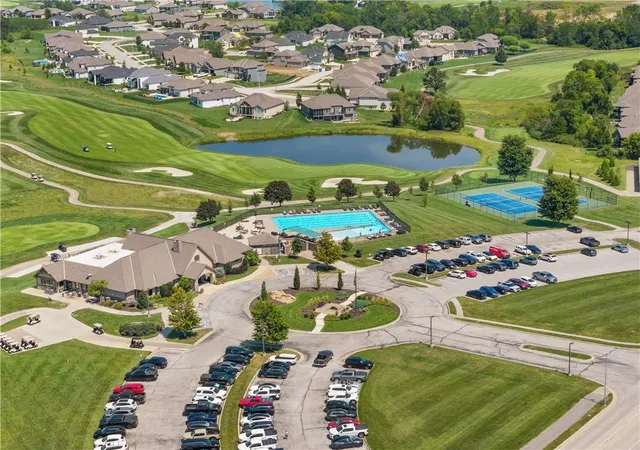 Photo 3 of Single family home for sale at 801 Bridgeshire Dr, Raymore, MO 64083 | MLS# 2640882 | Listing updated on 2026-09-24