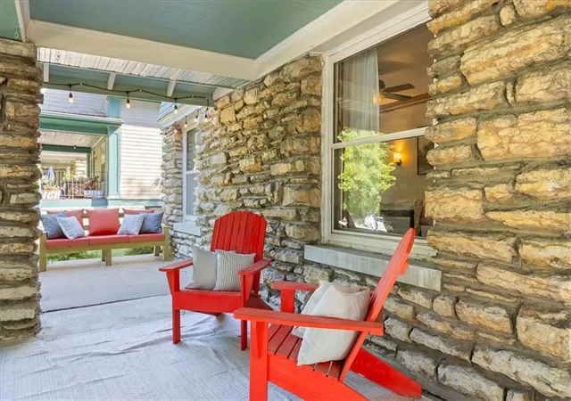 Photo 4 of Sale Pending at 3835 Harrison Blvd, Kansas City, MO 64109 | MLS# 2640916 | Listing updated on 2026-10-06