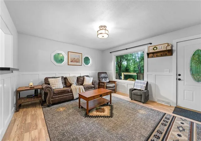 Photo 4 of Single family home for sale at 15 Village Cir Dr, Platte City, MO 64079 | MLS# 2640919 | Listing updated on 2026-09-16