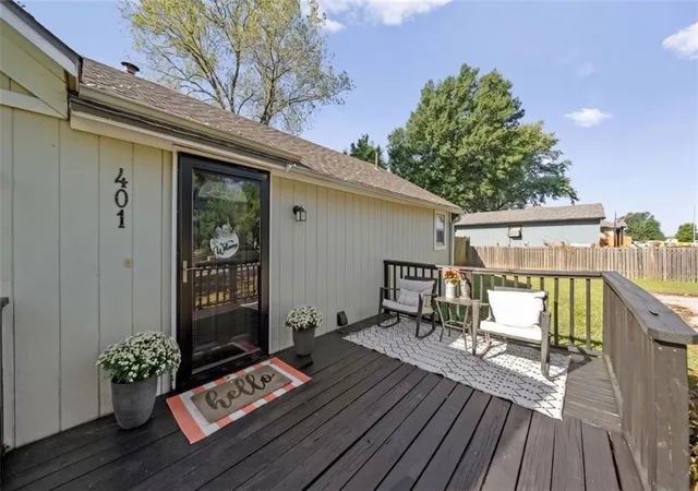 Photo 3 of Single family home for sale at 401 S Harrison St, Spring Hill, KS 66083 | MLS# 2640924 | Listing updated on 2026-09-14